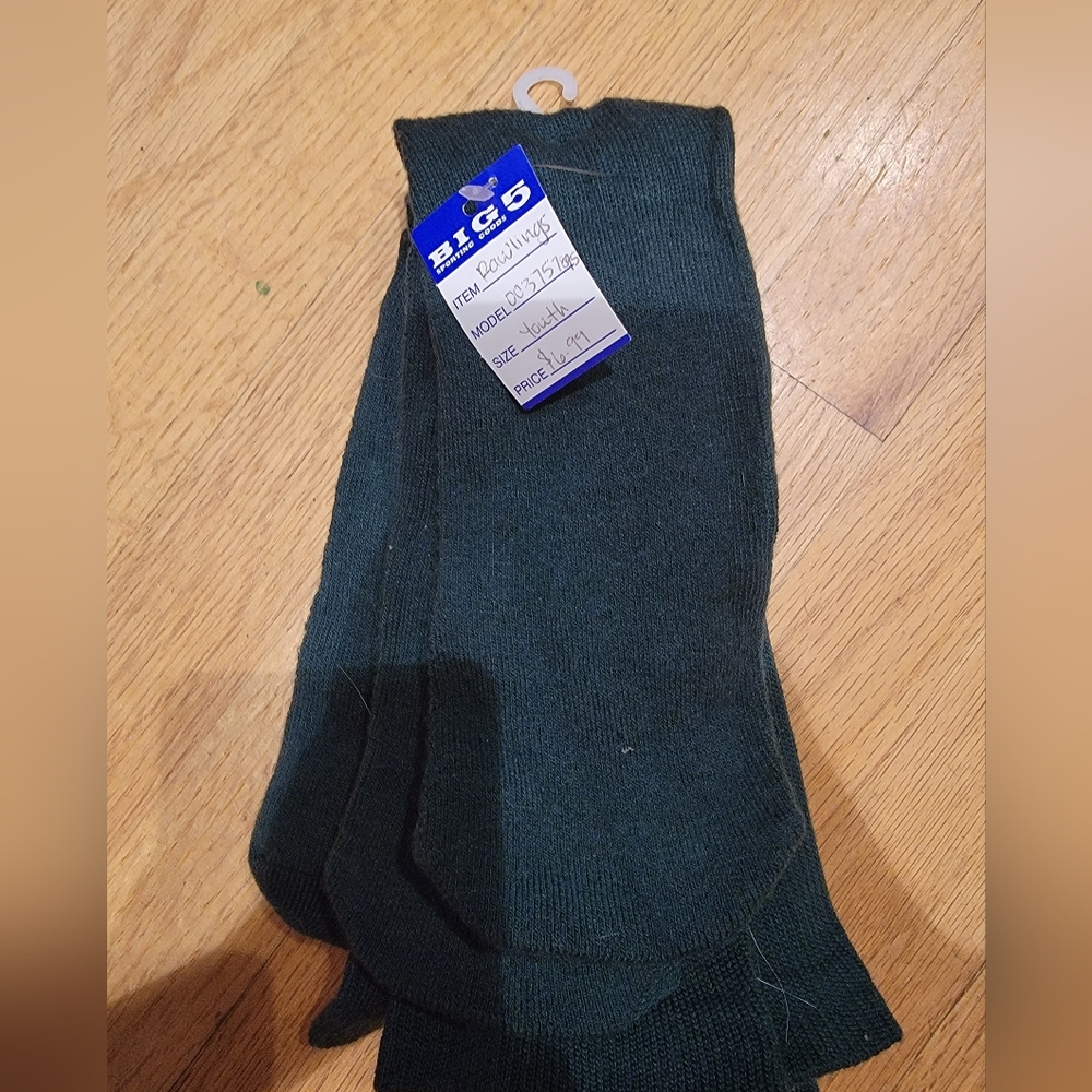 New Rawlings Youth Baseball socks in Dark green